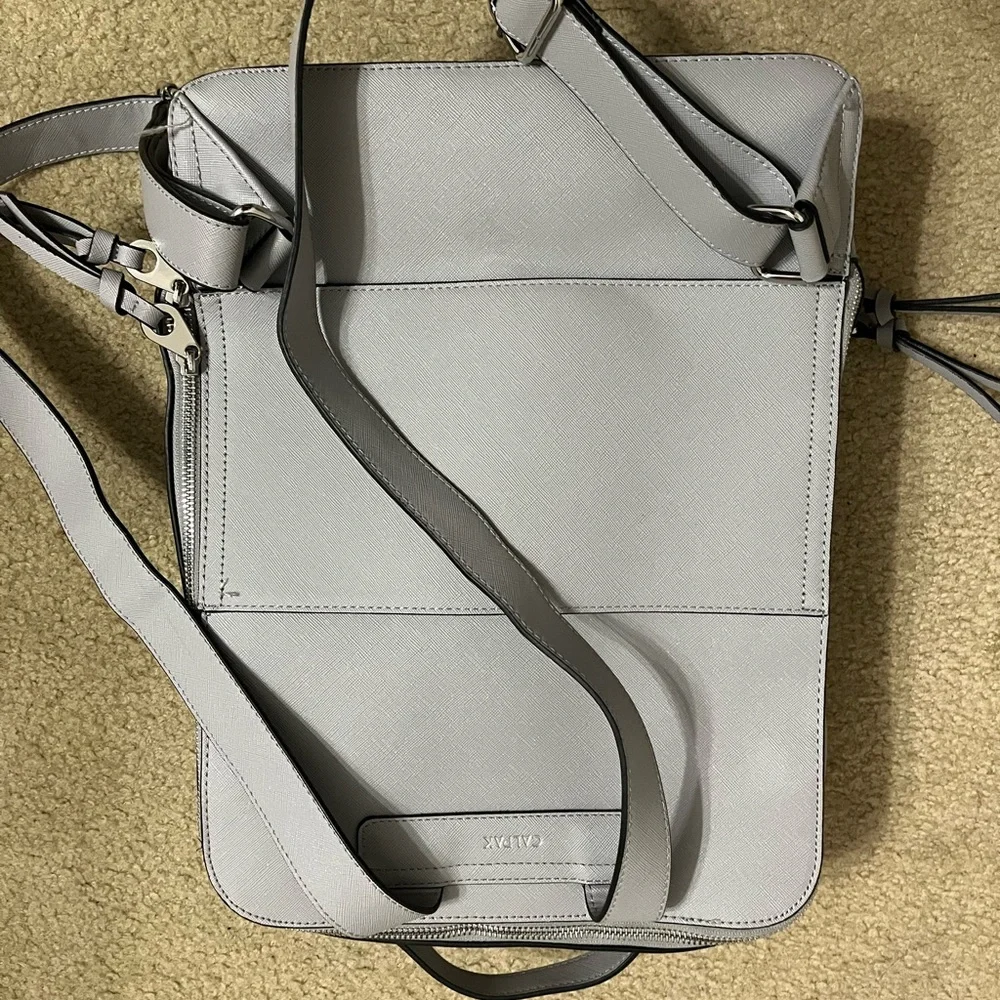 Calpak Cool Grey Kaya 15
